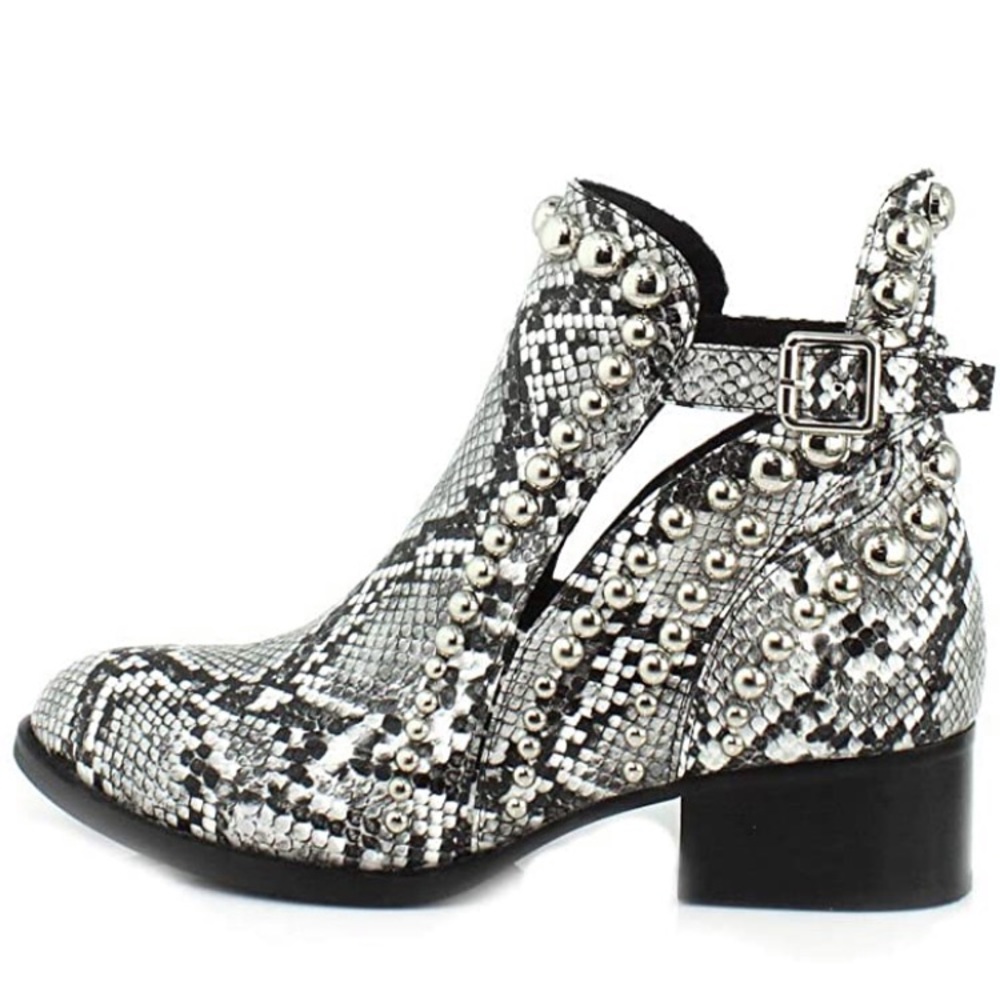 Jeffrey Campbell Rylance studded bootie fits 5.5